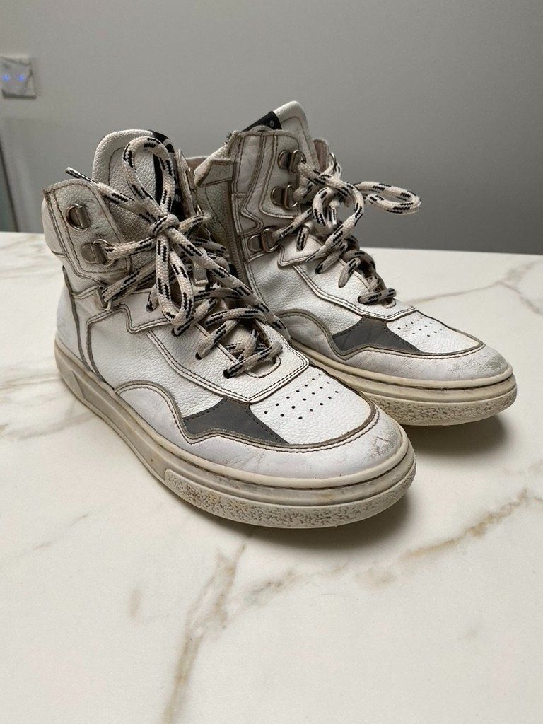 Momino Scarpe per ragazze: Mädchen Sneaker MOMINO Gr. 34 – Usato da Richterswil venduto da Busanca