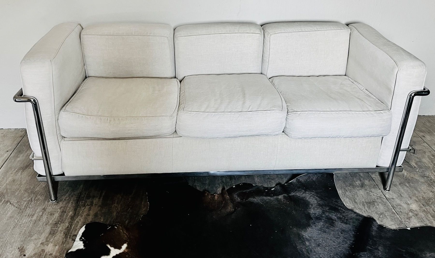 Cassina Divani: Designklassiker Corbusier 3-er Sofa LC 2 – Usato da Volketswil venduto da watch54