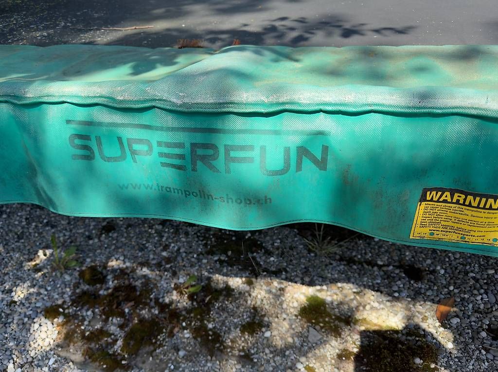 Trampolini: Superfun Trampolin 465cm x 465cm – Usato da Niederbipp venduto da Stern10304 1