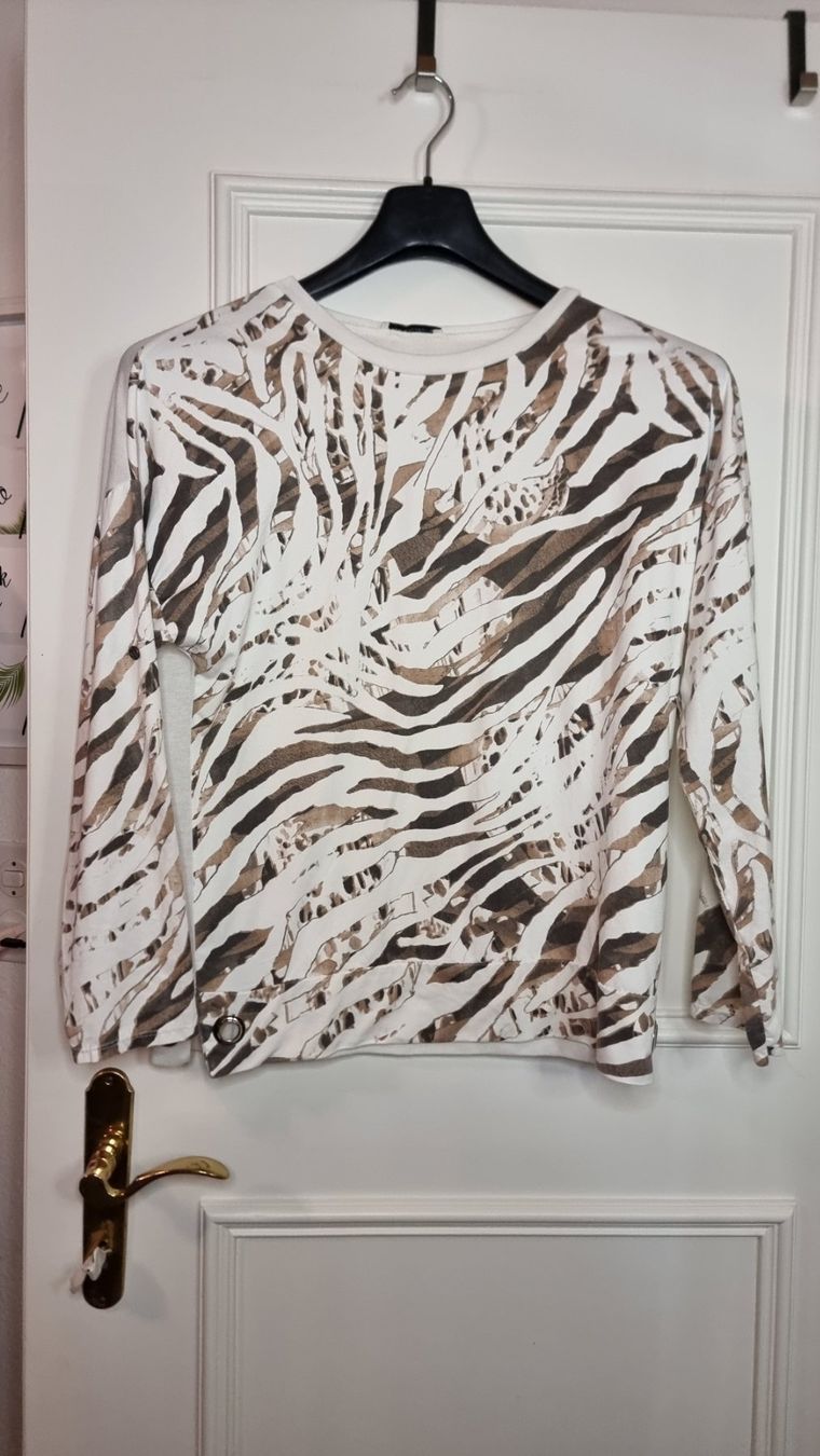 Maglioni & Felpe: Schöner Pullover mit Tiermuster, Grösse 40, Herbst – Usato da Wald ZH venduto da CapLux 1