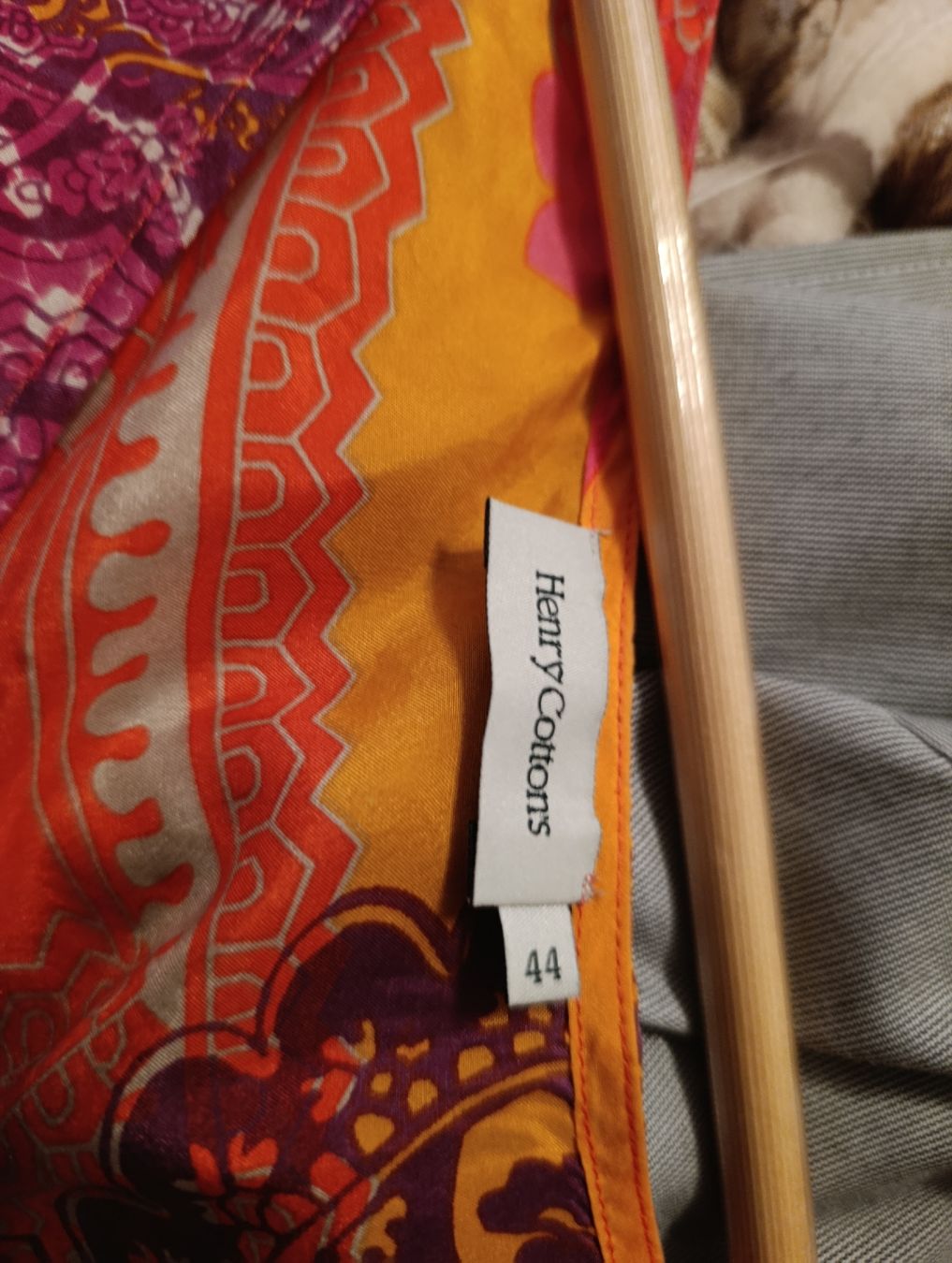 Blusen: blouse henry cottons t 40 – Gebraucht aus Monthey von 04Elisa 2
