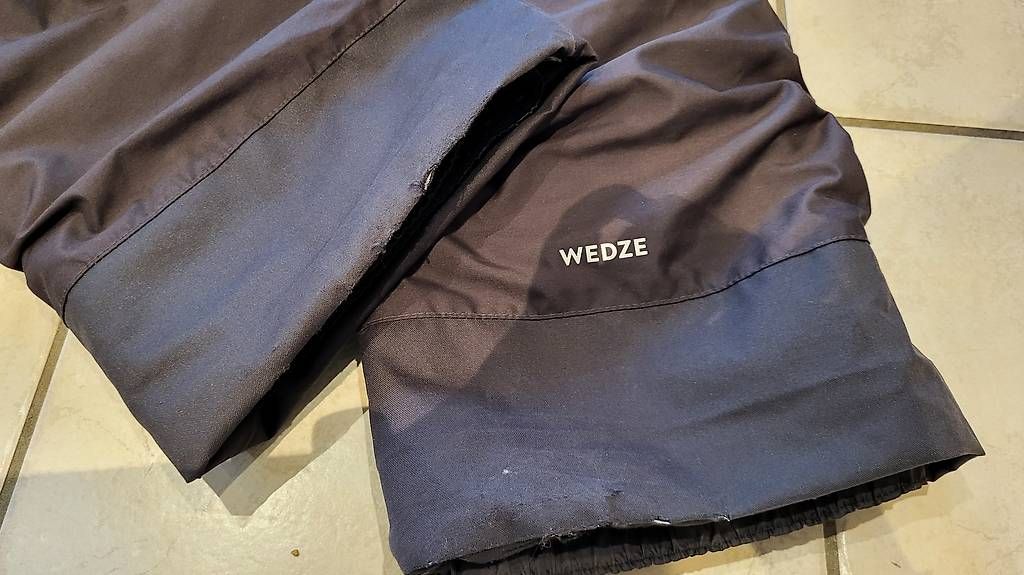 Hosen: Skihosen mit Träger schwarz "Wedze" – Gebraucht aus Langendorf von RE17 1