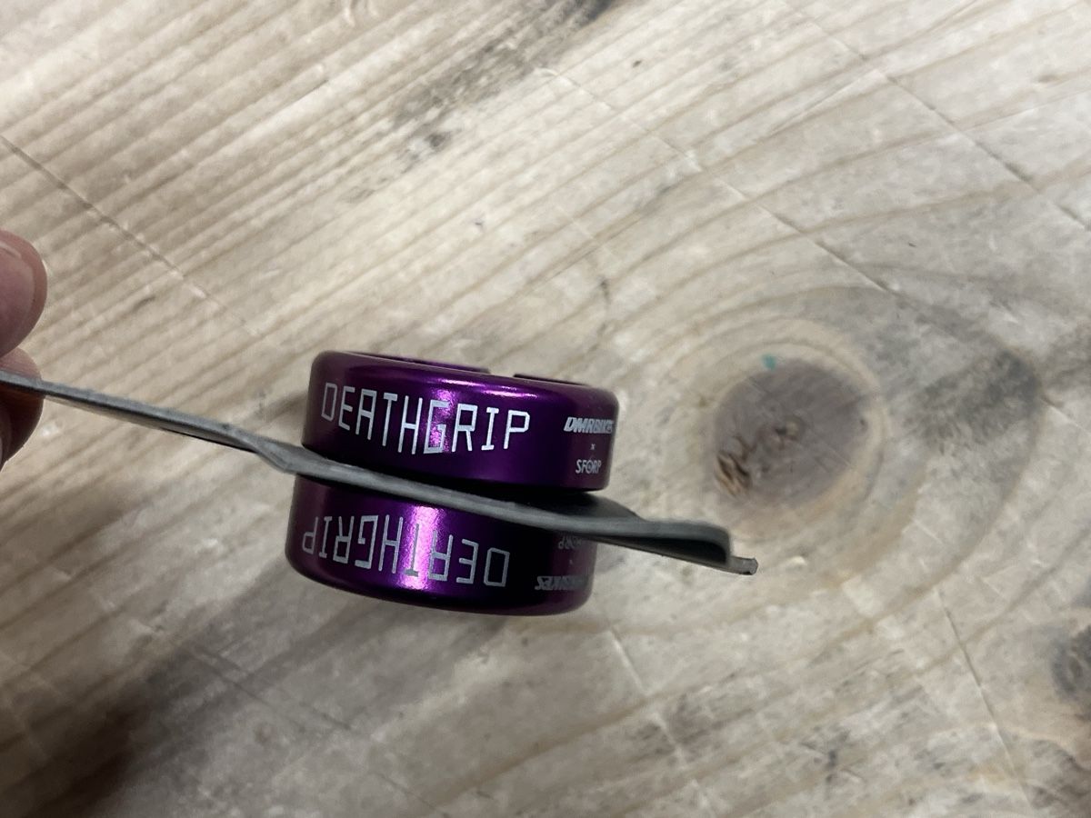 Ersatzteile: Collier de serrage poignée DMR violet vtt – Gebraucht aus Bulle von adriendr 3