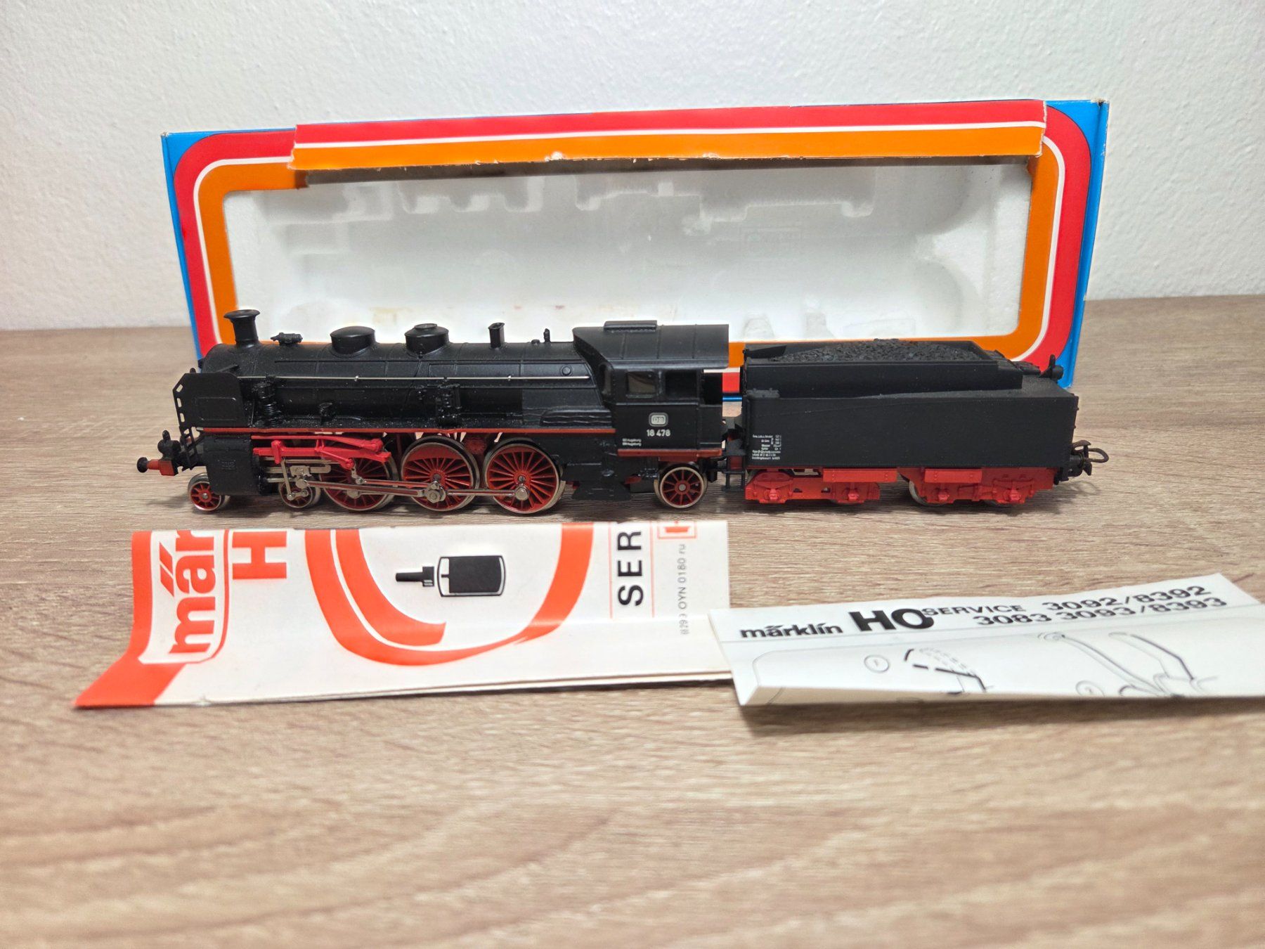 Märklin Modellini di ferrovie: Märklin 3093 Dampflok BR 18 DB H0 – Usato da St-Aubin-Sauges venduto da Lo_Go 6