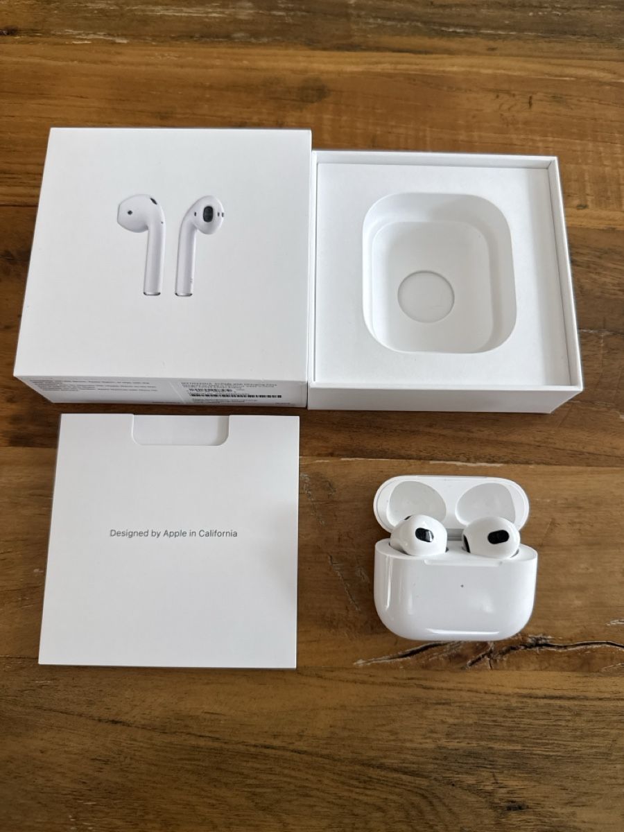 Apple Cuffie: Apple Air Pods – Usato da Fisibach venduto da Rademacher66 1