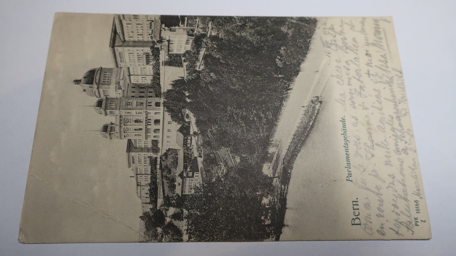 Cartoline postali: Bern Parlamentsgebäude – Usato da Cormoret venduto da Pascalll2001 1