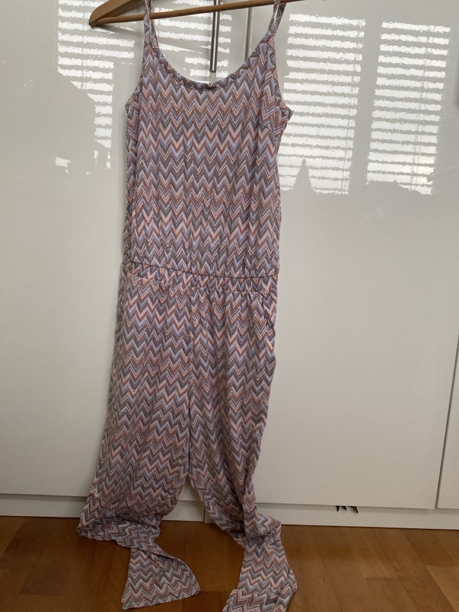 Only Kleiderpakete: Kleider Packet Grösse: XS & S /ONLY… – Gebraucht aus Fällanden von Melinazh 4