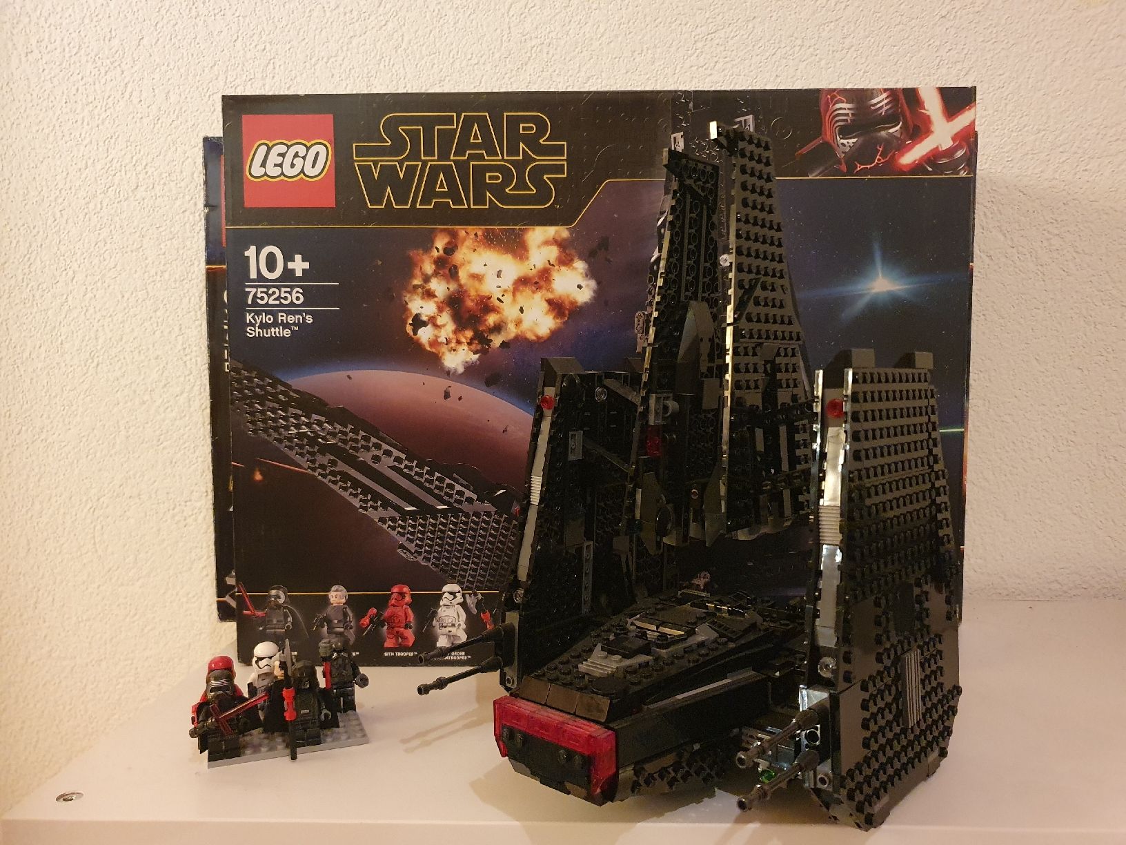 Lego Baukästen: Lego Star Wars Kylo Ren's Shuttle 75256 – Neu (gemäss Beschreibung) aus Sumiswald von fae_krq8