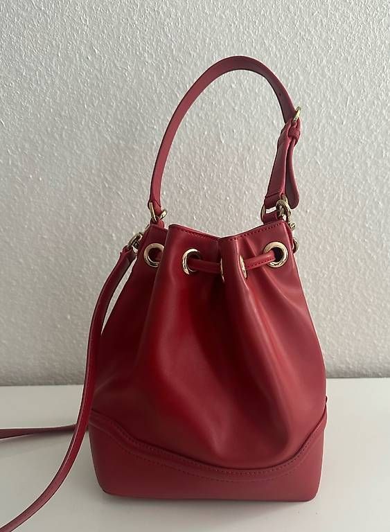 Moschino Borse da donna: Seltene LOVE MOSCHINO Handtasche.Versand gratis! – Usato da Flawil venduto da mar_9chb 4