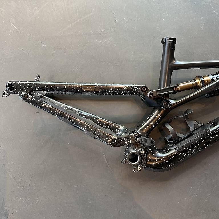 Vélos: Specialized S-Works Stumpjumper EVO 2023 – D'occasion à Oron-la-ville par Kil20 2