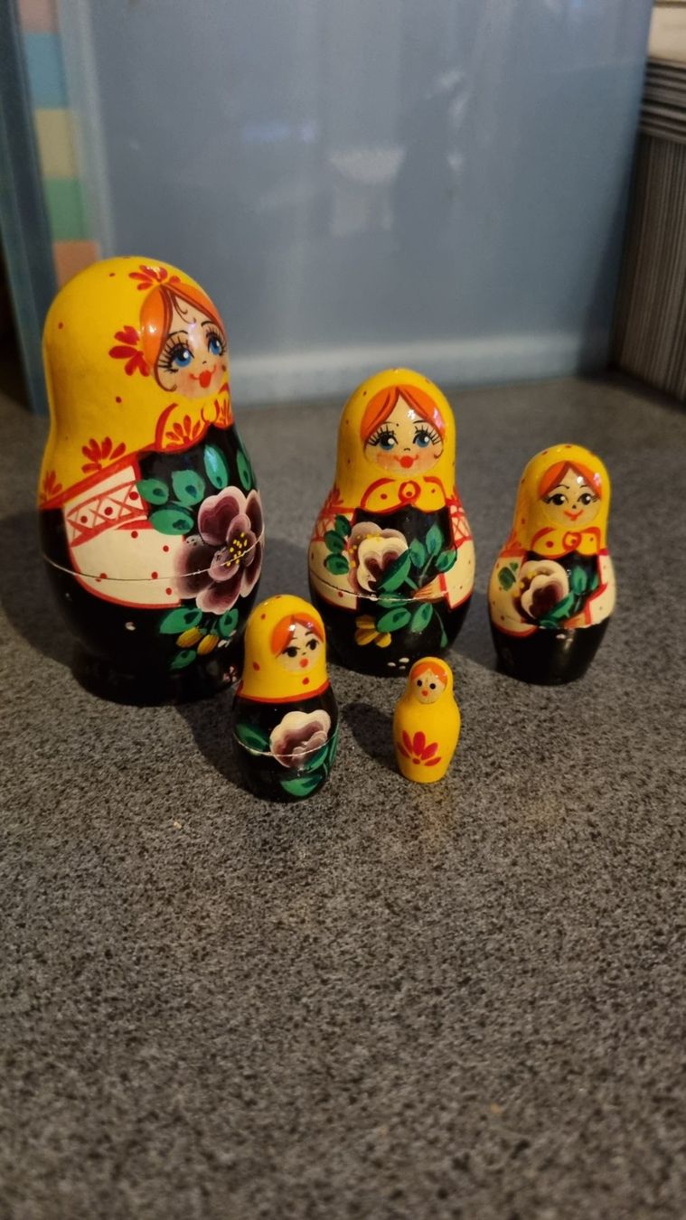 Figurines: 1 lot de 3 poupées russes – D'occasion à La Chaux-de-Fonds par mikilo1 2