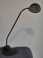Schwarze Schreibtischlampe
