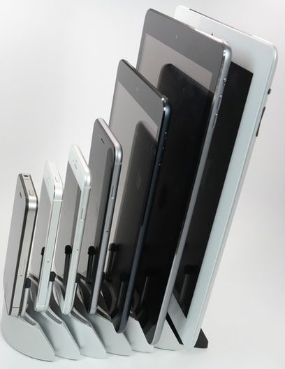 Docking station: Arq Dock 1.0 Ladestation Silber – Nuovo e nell'imballaggio originale da Volketswil venduto da salander90