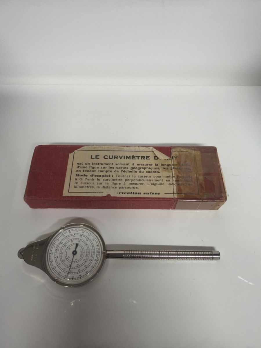 Misurare: Curvimètre Derby Vintage, instrument de mesure précis. – Usato da Bôle venduto da K200C