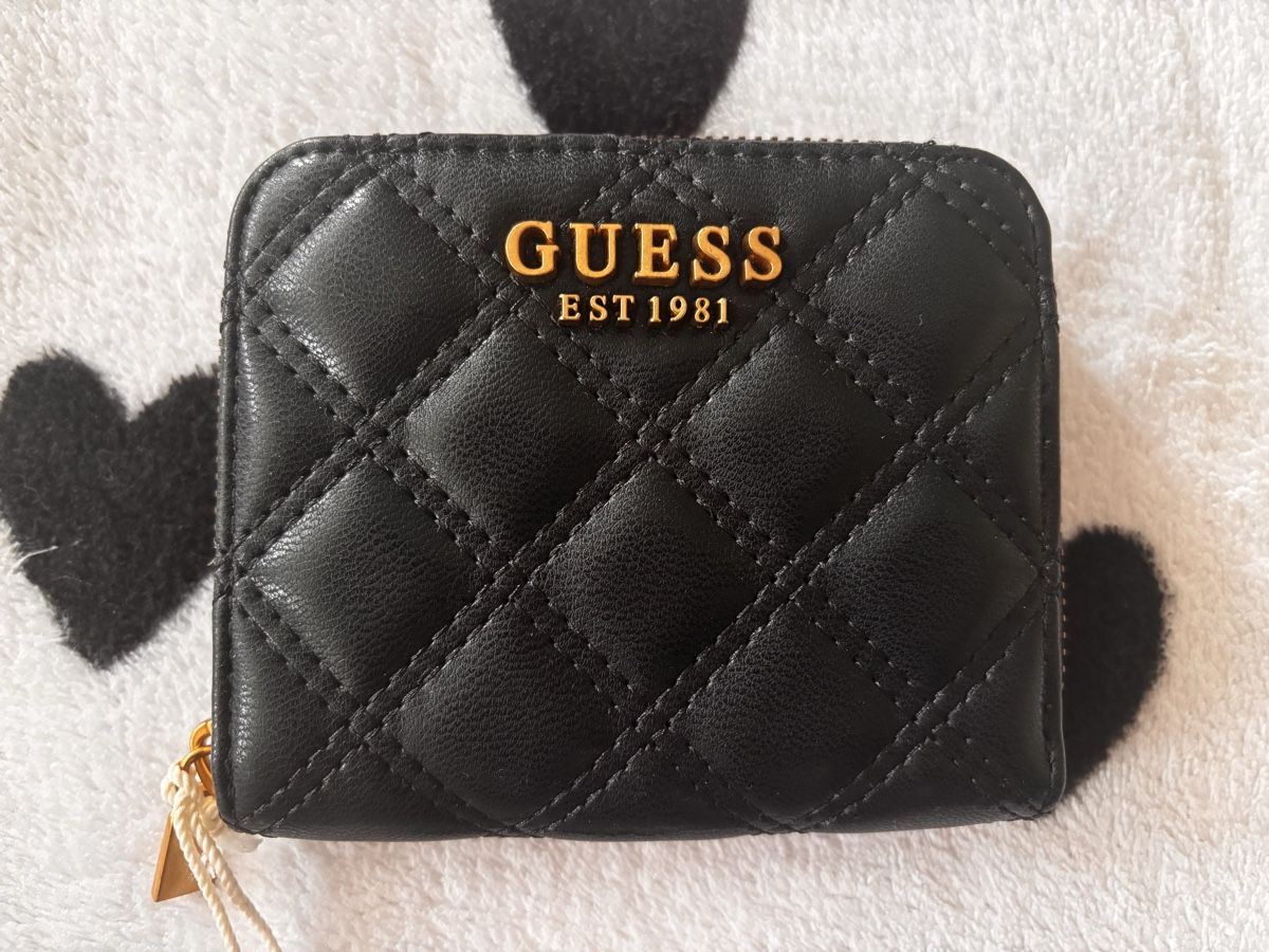 Guess Portamonete: Guess Portmonnaie – Nuovo (secondo la descrizione) da Schwerzenbach venduto da _Aria_
