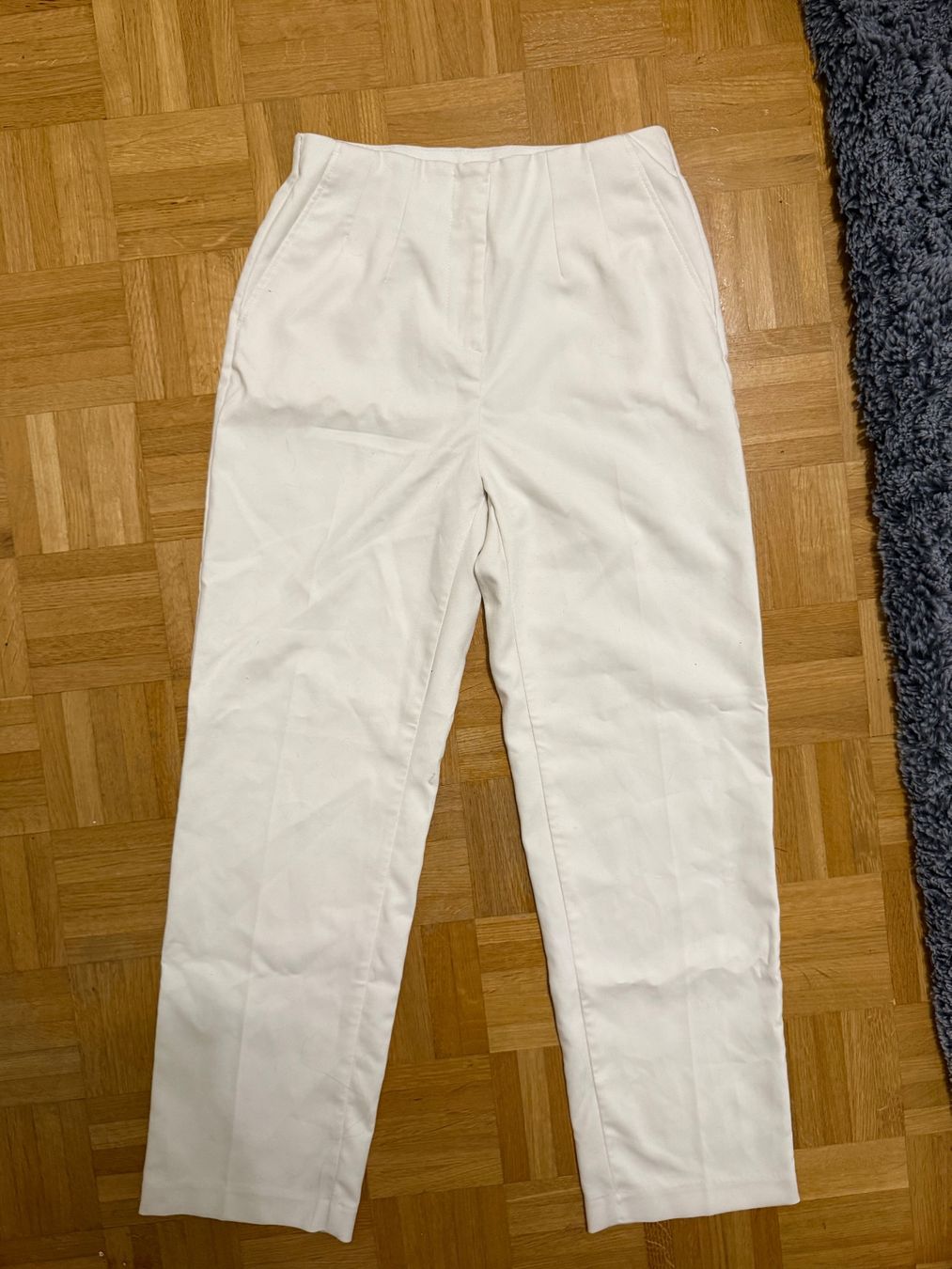 H&M Pantaloni: Arbeitshosen Set – Usato da Dübendorf venduto da sof_y5dt 1