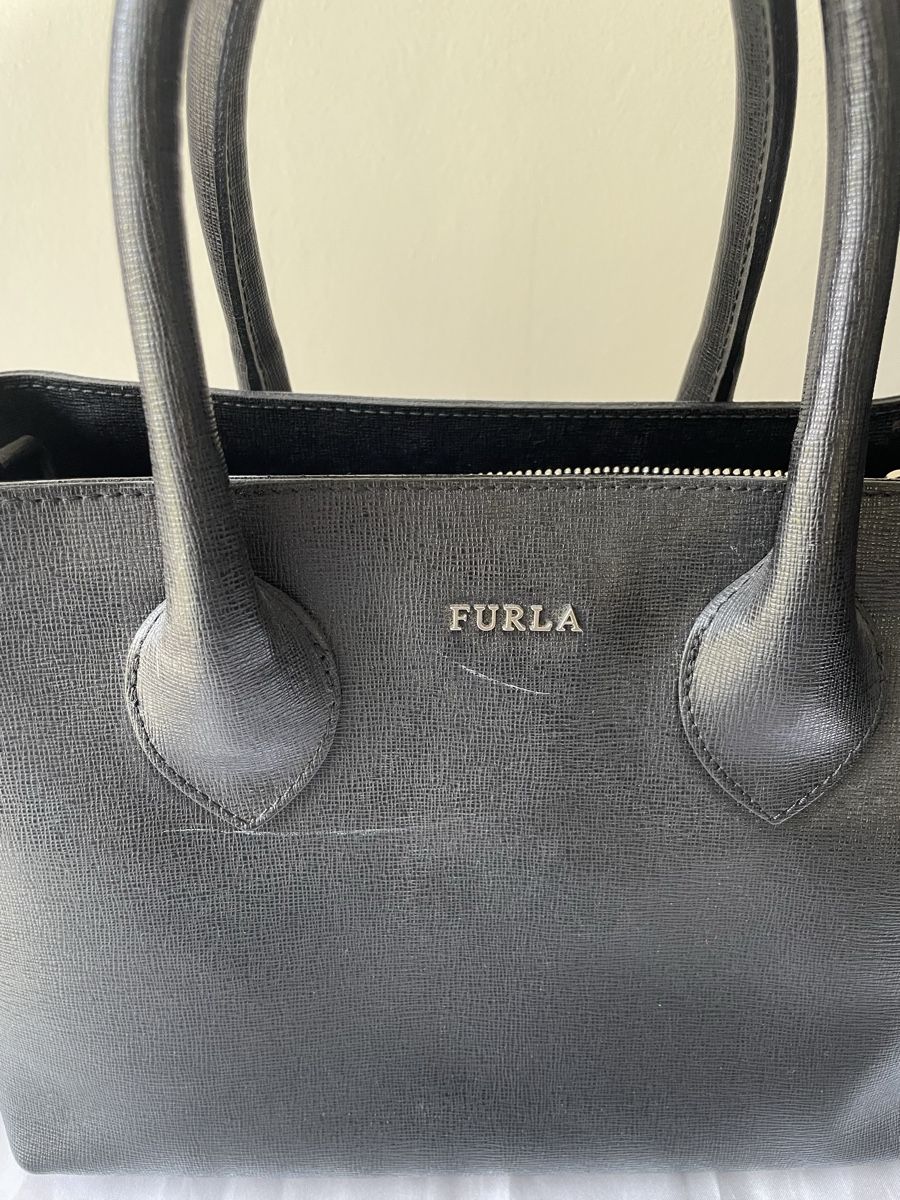 Furla Borse da donna: Borsa Furla originale in pelle nera – Usato da Avegno venduto da ReVibeRachele 1