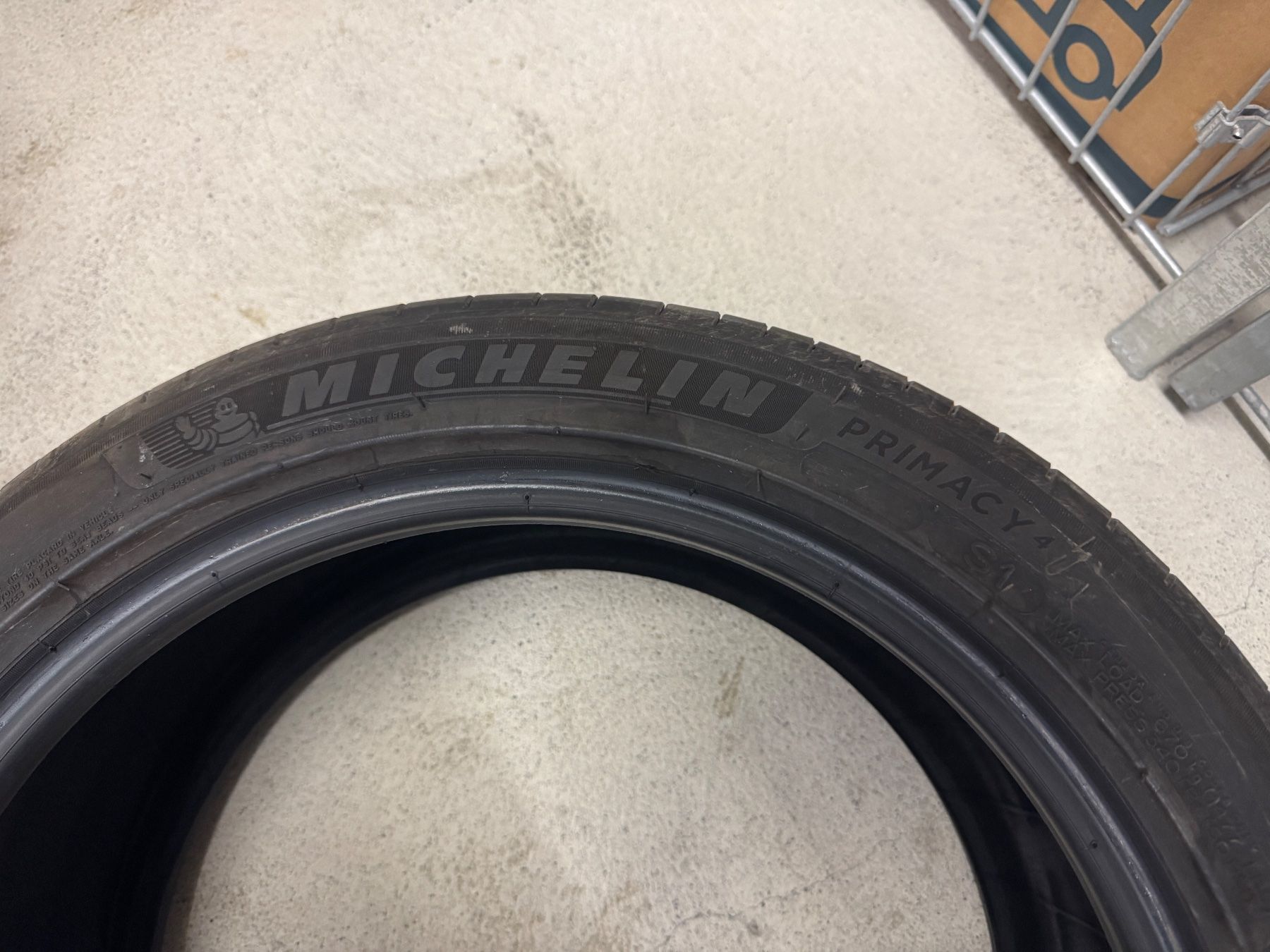 Michelin Pneus & Kompletträder: MICHELIN Primacy 4 225/45 R17 94V – Gebraucht aus Pratteln von rit_mg9s 1