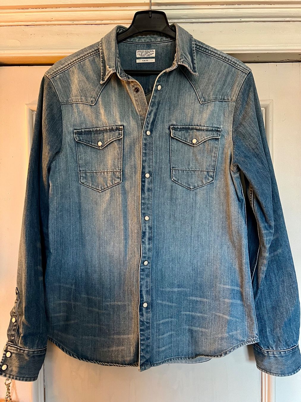 Allsaints Hemden: All Saints Denim Hemd, Slim Fit, Grösse M. – Neu (gemäss Beschreibung) aus Biel/Bienne von Girasole232 9