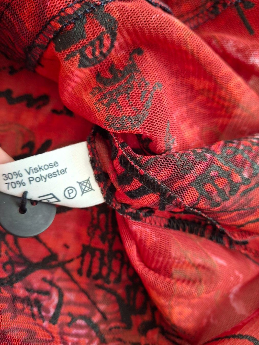 Blusen: Rote Bluse, Grösse 44, Langarm - neuwertig! – Gebraucht aus WALTERSWIL SO von thb_ybm8 3