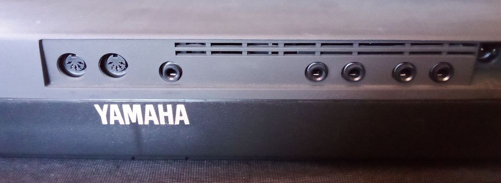 Alimentatore 12V Per Tastiera Yamaha YPP-15 – UK Plug, Cavo 2 Metri