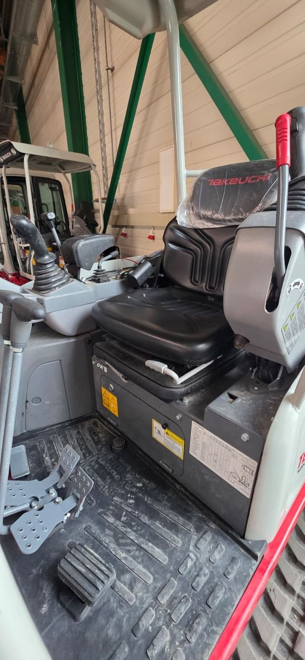 Takeuchi Escavatori: Bagger Takeuchi Mieten Thurgau Bodensee Ostschweiz – Usato da Lengwil venduto da x-rent 2