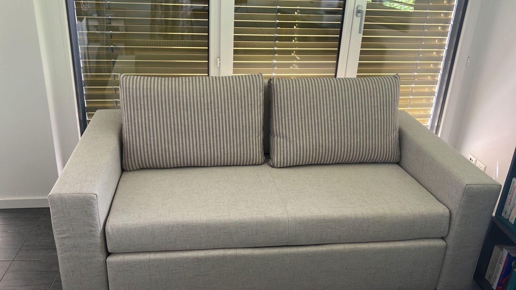 Sofas: Schlafsofa – Gebraucht aus Zürich von rose_638