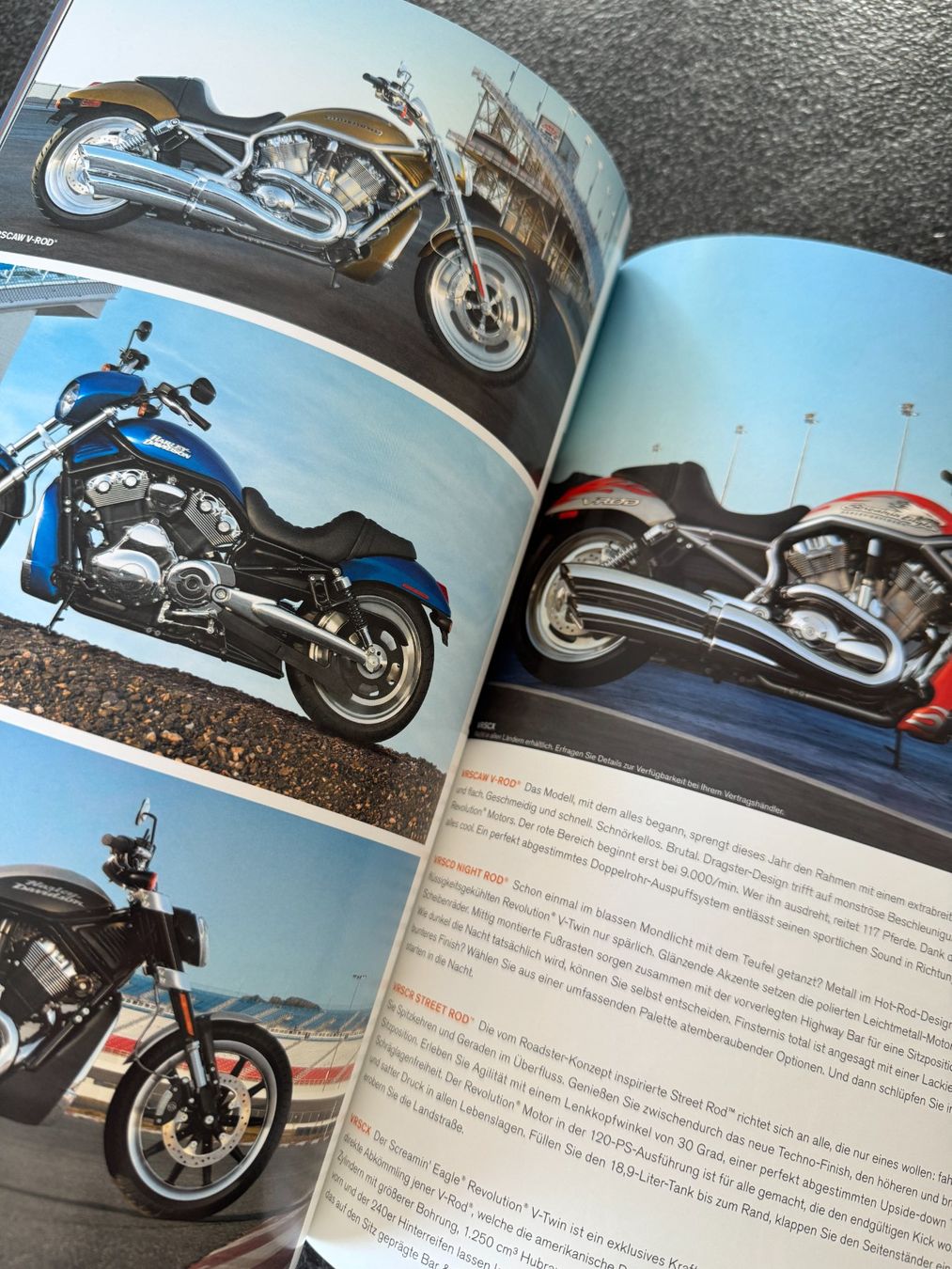 Documenti: Harley-Davidson Prospekt, Katalog, Broschüre 2007 – Usato da Niederhasli venduto da Berno 3