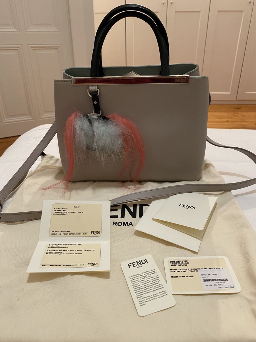 Fendi Borse da donna: Fendi 2jours leather handbag with Fur Charm – Nuovo (secondo la descrizione) da Mies venduto da nic_yk5d