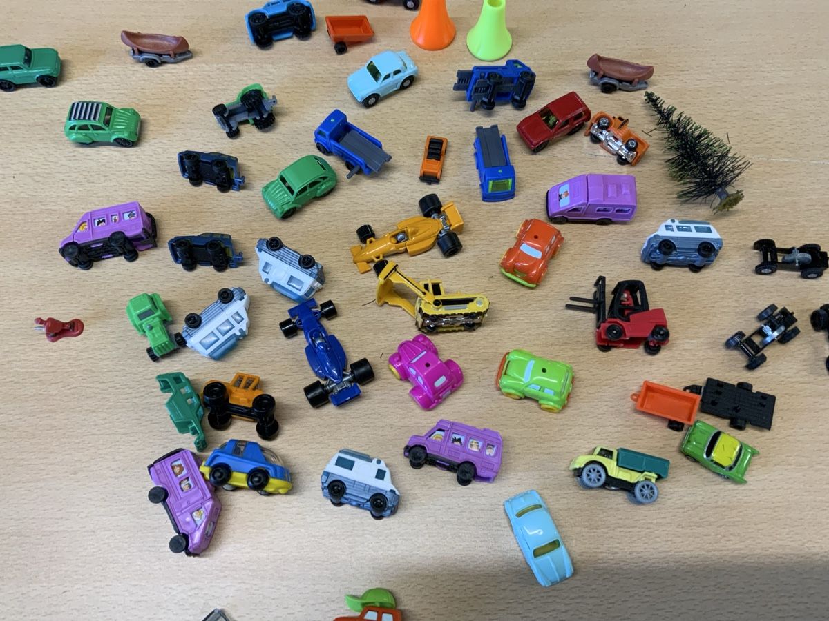 Figurines: Kinder Überraschung – D'occasion à Niederuzwil par Miami1999 2