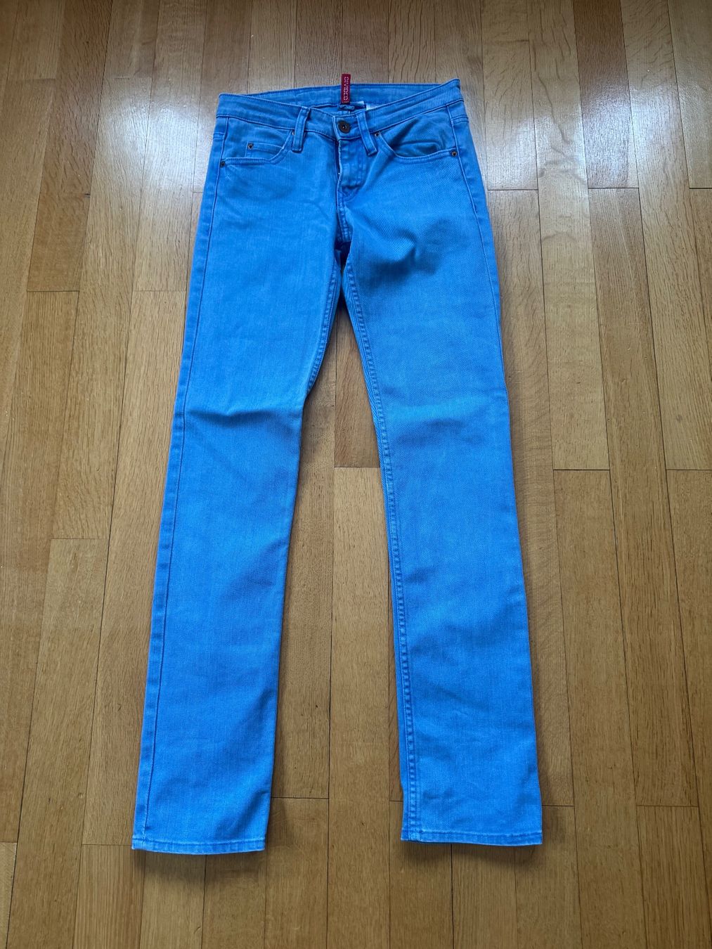 H&M Jeans: H&M Jeans Hellblau, Gr. 34, Top Zustand – Usato da Schöfflisdorf venduto da sonjastarfish