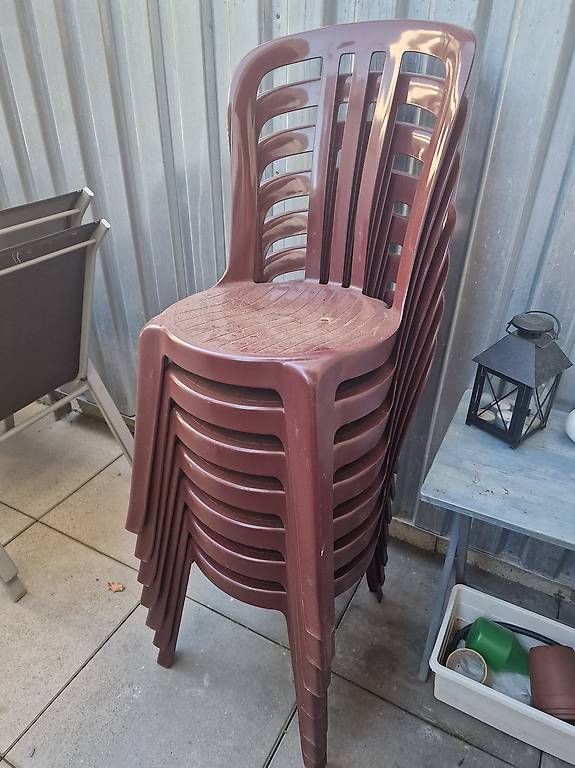 Sedie: Chaise plastique – Usato da Versoix venduto da Macra_17