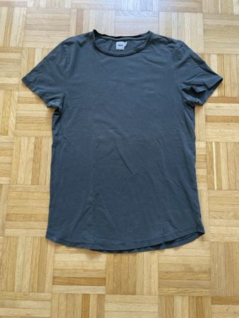 Herren T-Shirt ASOS dunkelgrau Grösse L guter Zustand