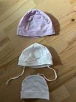3 Baby Mützen Weiss und Lila