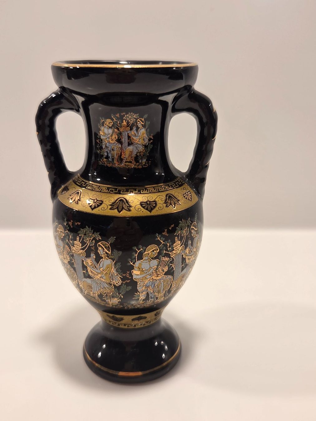 Vase & Récipients: Kleine Griechische Vase – D'occasion à Zürich par Lela-Mirela 1