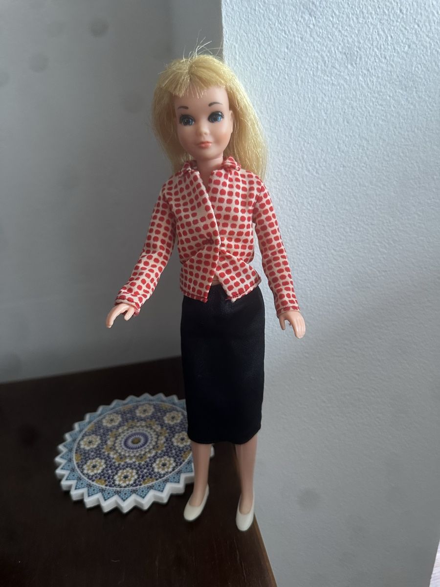 Poupées: Vintage Skipper mit Japan Schuhe – D'occasion à Herbriggen par Sehrazade 4