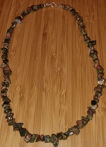 Catenine: Halskette Splitter Unakit- Epidot 51cm. – Nuovo e nell'imballaggio originale da Zetzwil venduto da Sonneblueme987 3