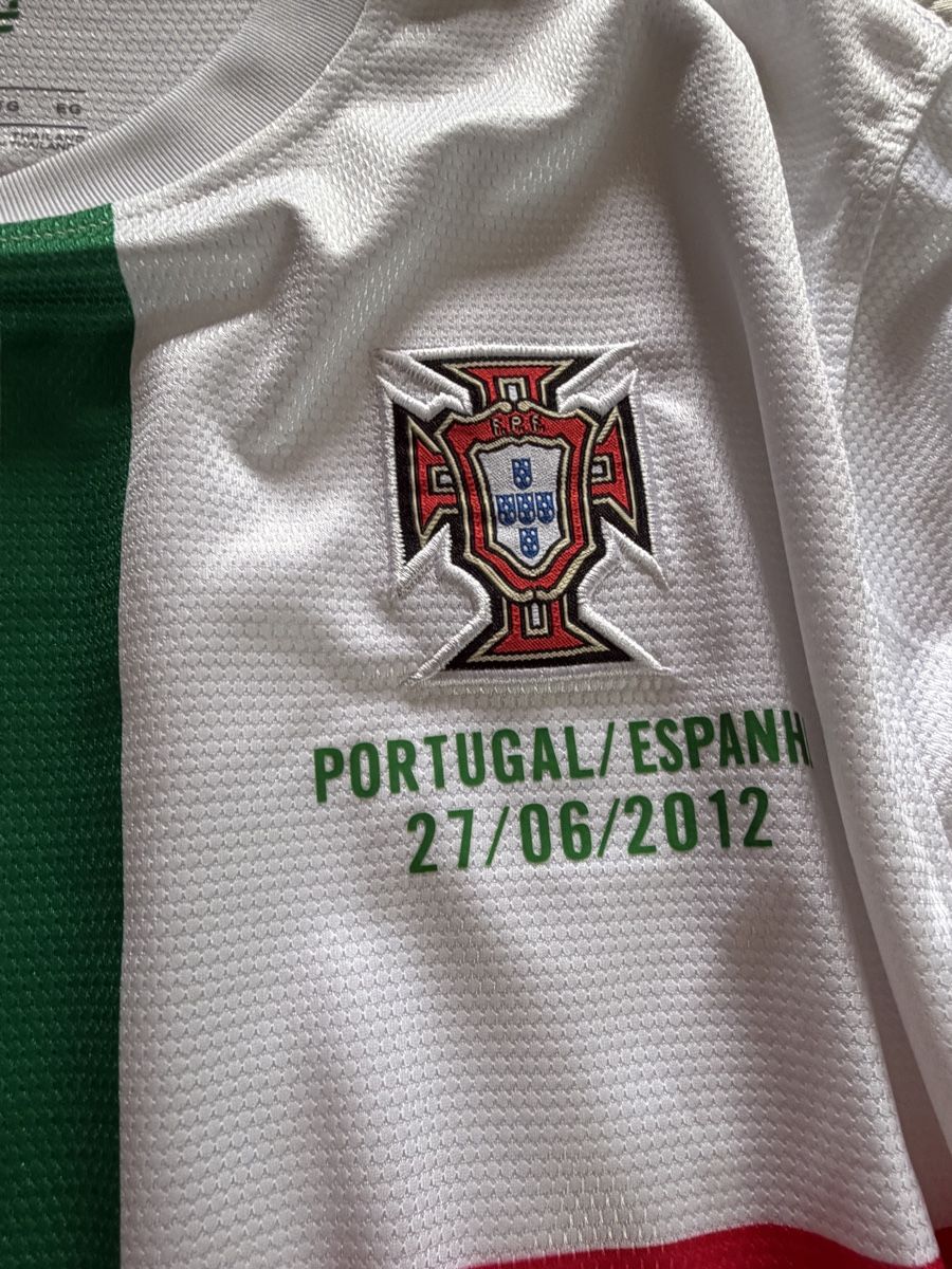 Nike Canottiere & Pantaloni: Original Portugal 2012 shirt – Usato da Aarberg venduto da marcoo237 1