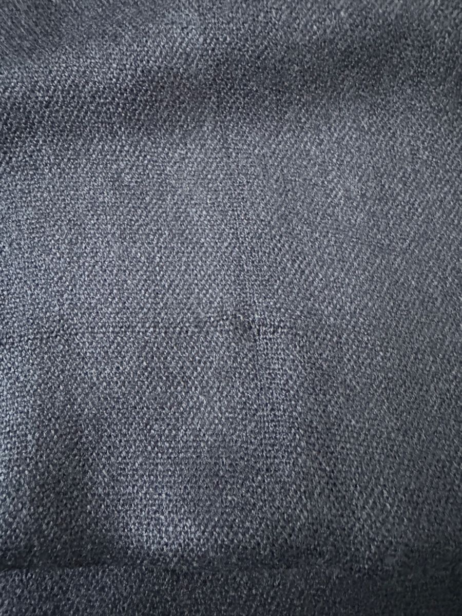 Foulard & Sciarpe: Dunkelblauer Schal aus 100% Kaschmir – Usato da Grenchen venduto da servet.t 5