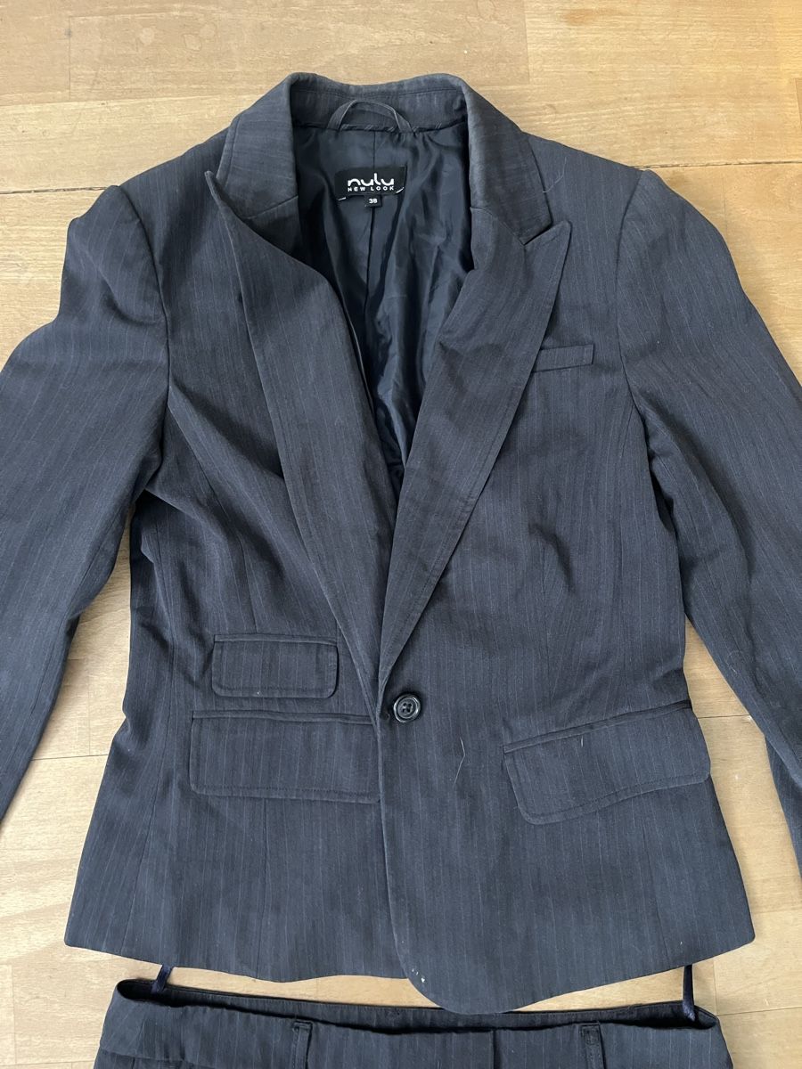 Completi & Tailleur: Blauer Hosenanzug Nulu Gr. 38 – Usato da Stäfa venduto da jo1735 1