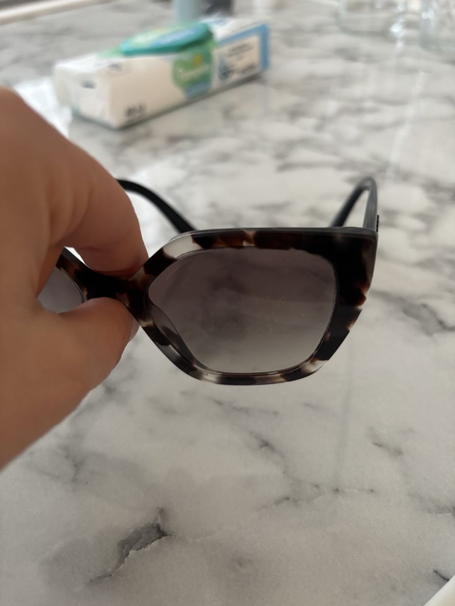 Prada Brillen & Gläser: Prada Damen Sonnenbrille – Gebraucht aus Neuhausen von wait.for.it 3