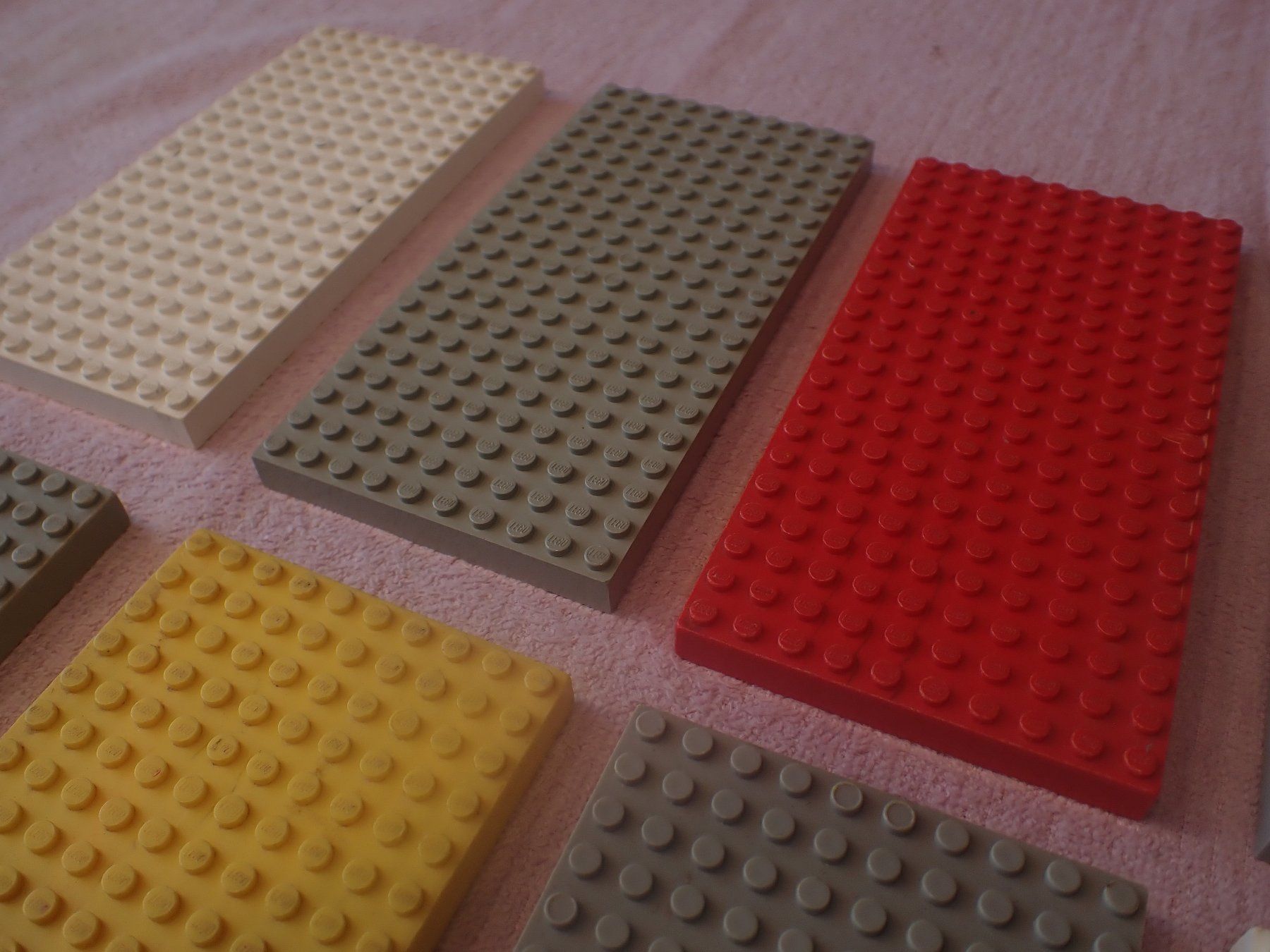 Lego Jeux de construction: 22 dicke Platten von LEGO System – D'occasion à Geroldswil par boy5toy 5