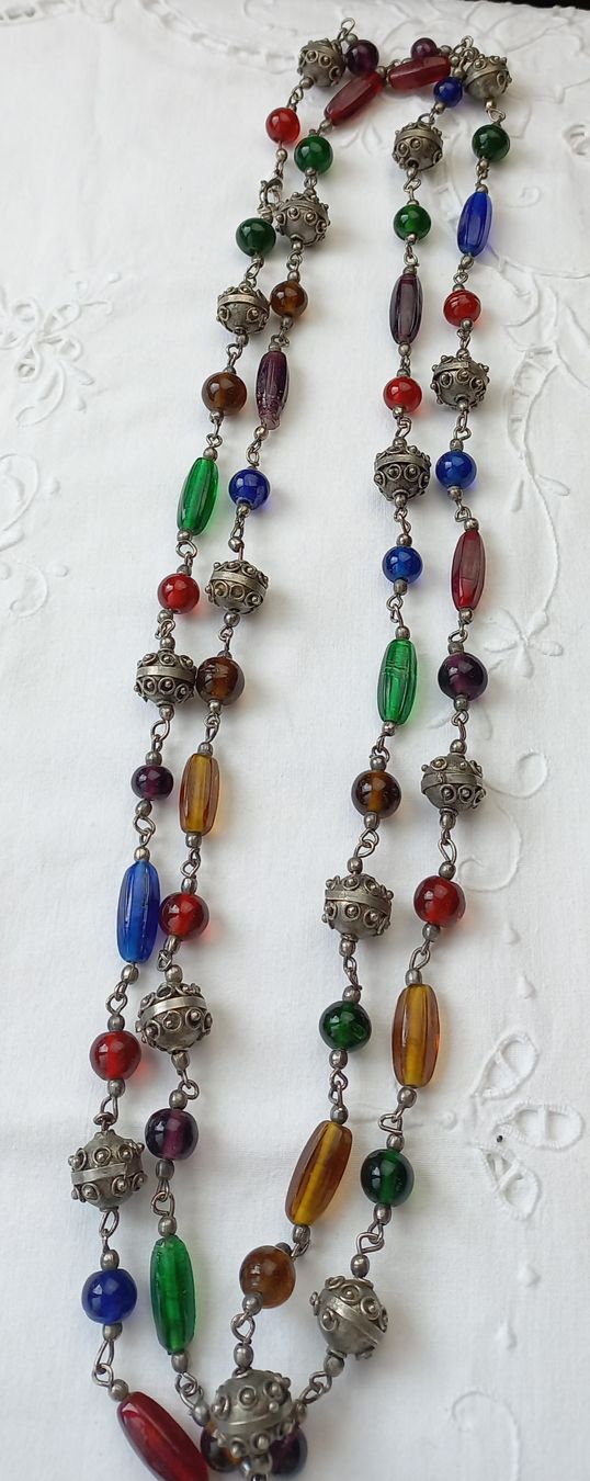 Catenine: Vintage,Halskette mit Bunten Glasperlen. – Usato da Buchs AG venduto da Dzirul 9
