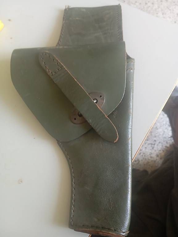 Schützensport: Pistole Halfter Militär – Gebraucht aus Basel von Petergunn