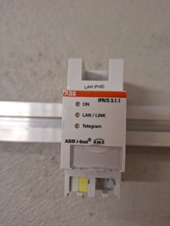 ABB IPR/S 3.1.1 KNX Router (Gebraucht) in Winterthur für CHF 1 – mit ...