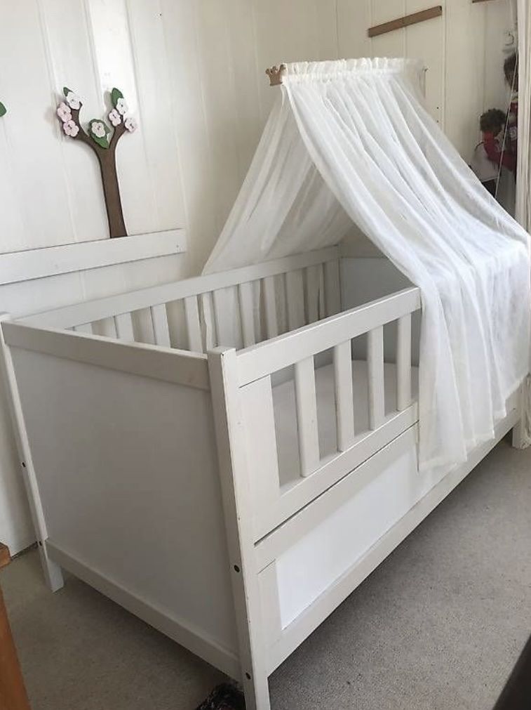 Letti: Princess bed whit madrace  – Usato da Neuenhof venduto da teo_rrv9