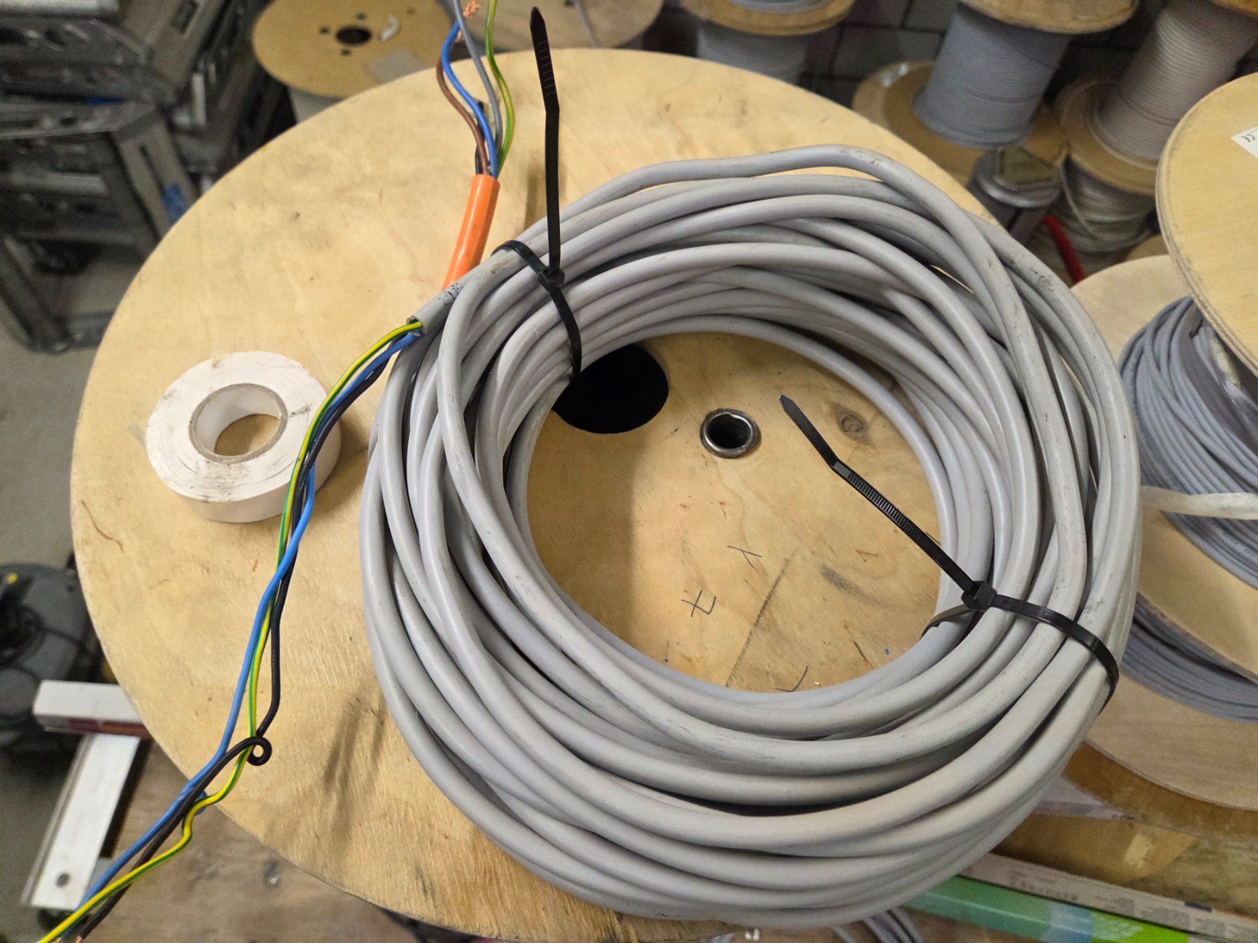 Cavi: Kabel TT 3G1.5 mm2 3x1.5  21m – Usato da Zürich venduto da eymen20 2
