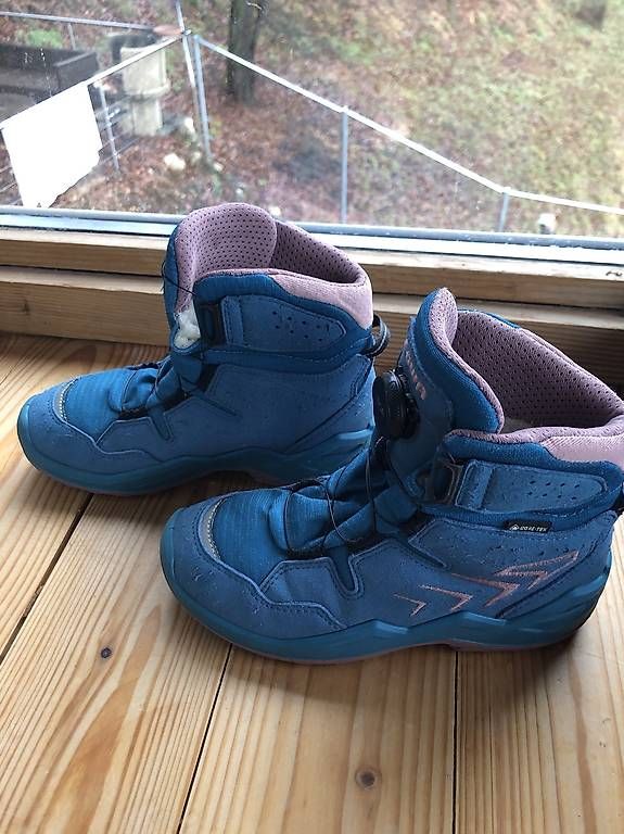 Schuhe für Jungen: Lowa Winterschuh 33 – Gebraucht aus Bannwil von celine24 1