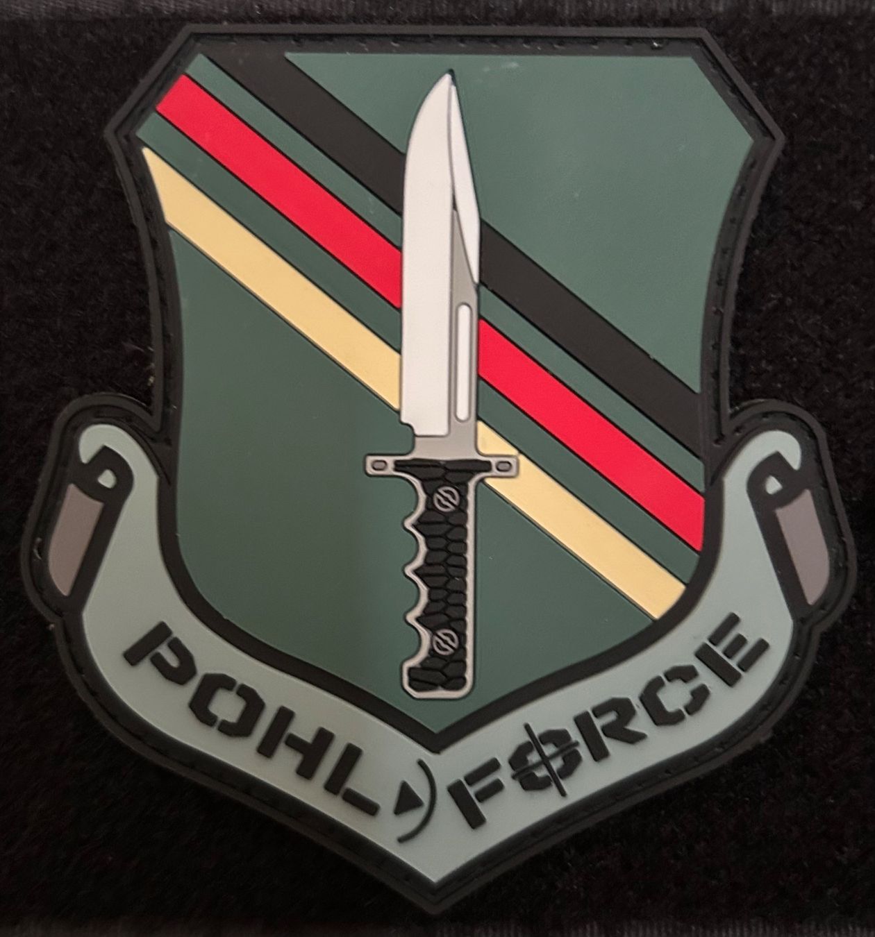 Armée suisse Plaquettes & Badges: Patch Pohl Force Messer PVC mit Klett – Neuf (Voir description) à Hausen am Albis par MACV62