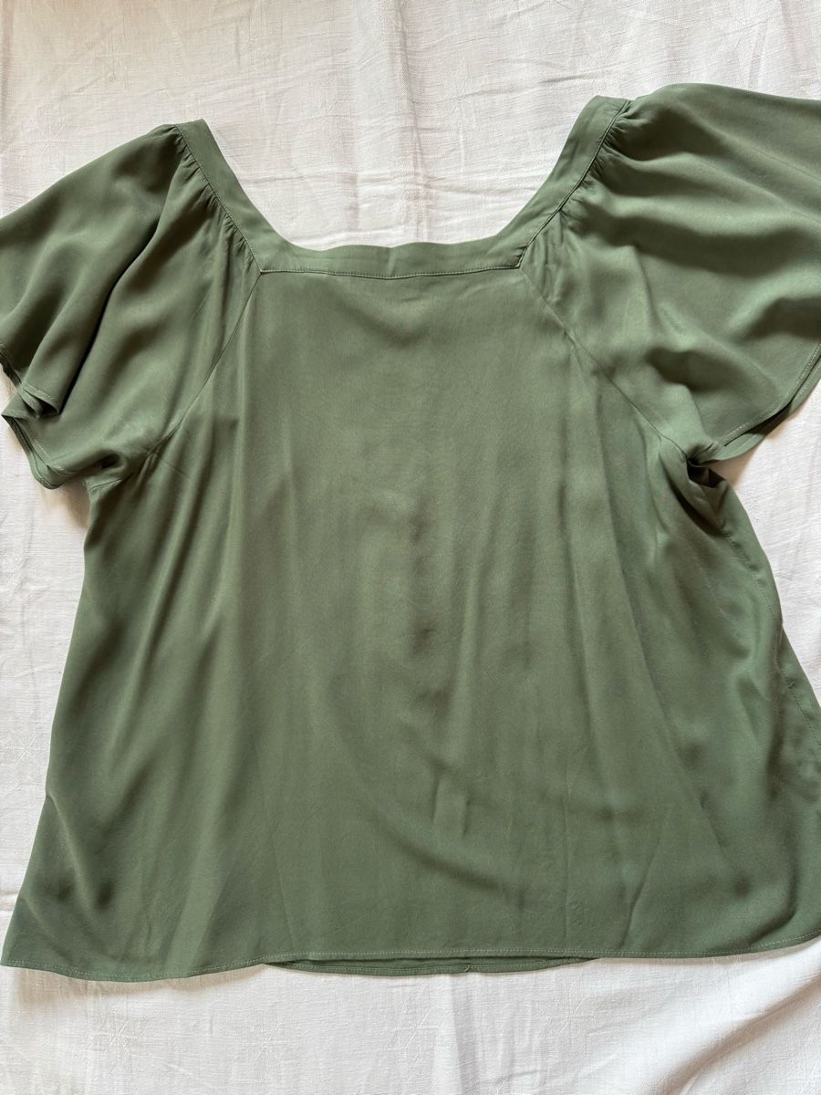 Vero Moda Tops: Blouse Vero Moda – taille M – vert olive – Gebraucht aus Ballaigues von stef1972 4